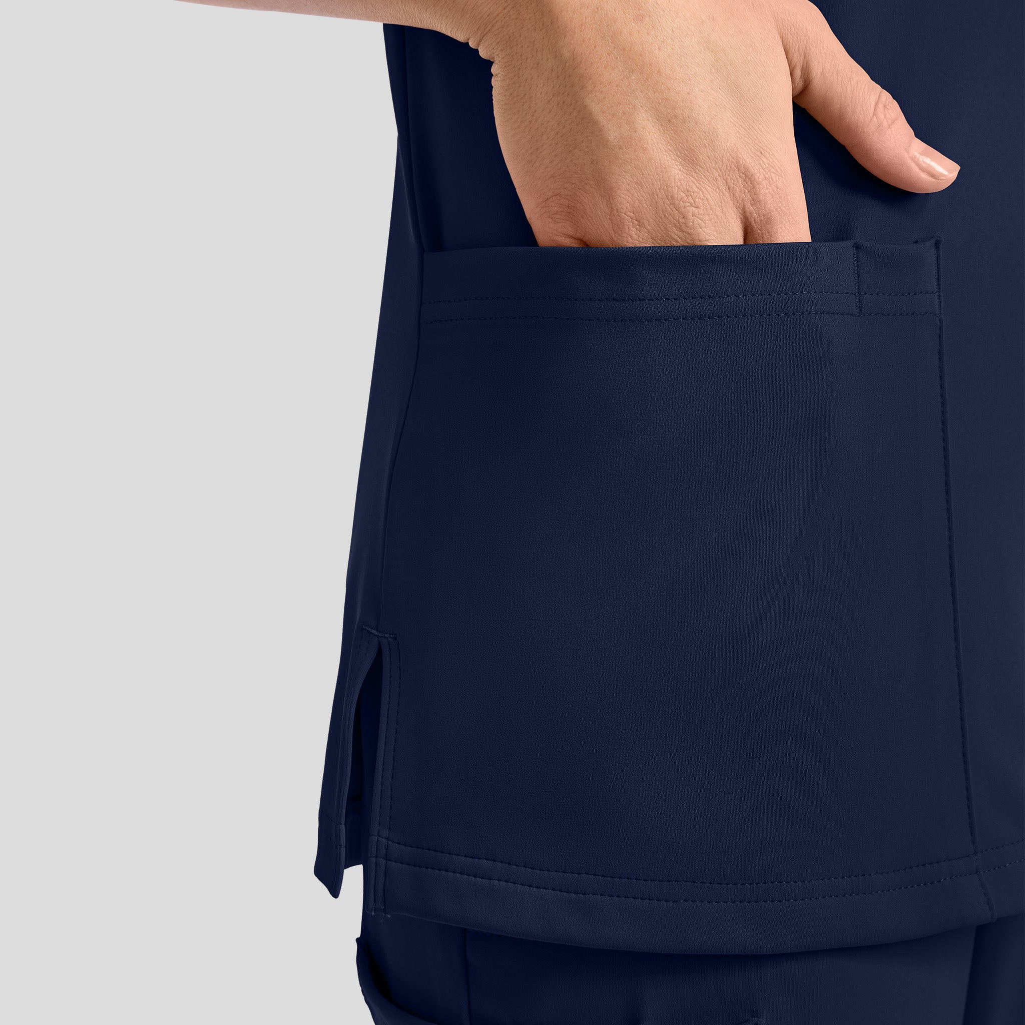 Achieve 2-Pocket Scrub Top | Navy