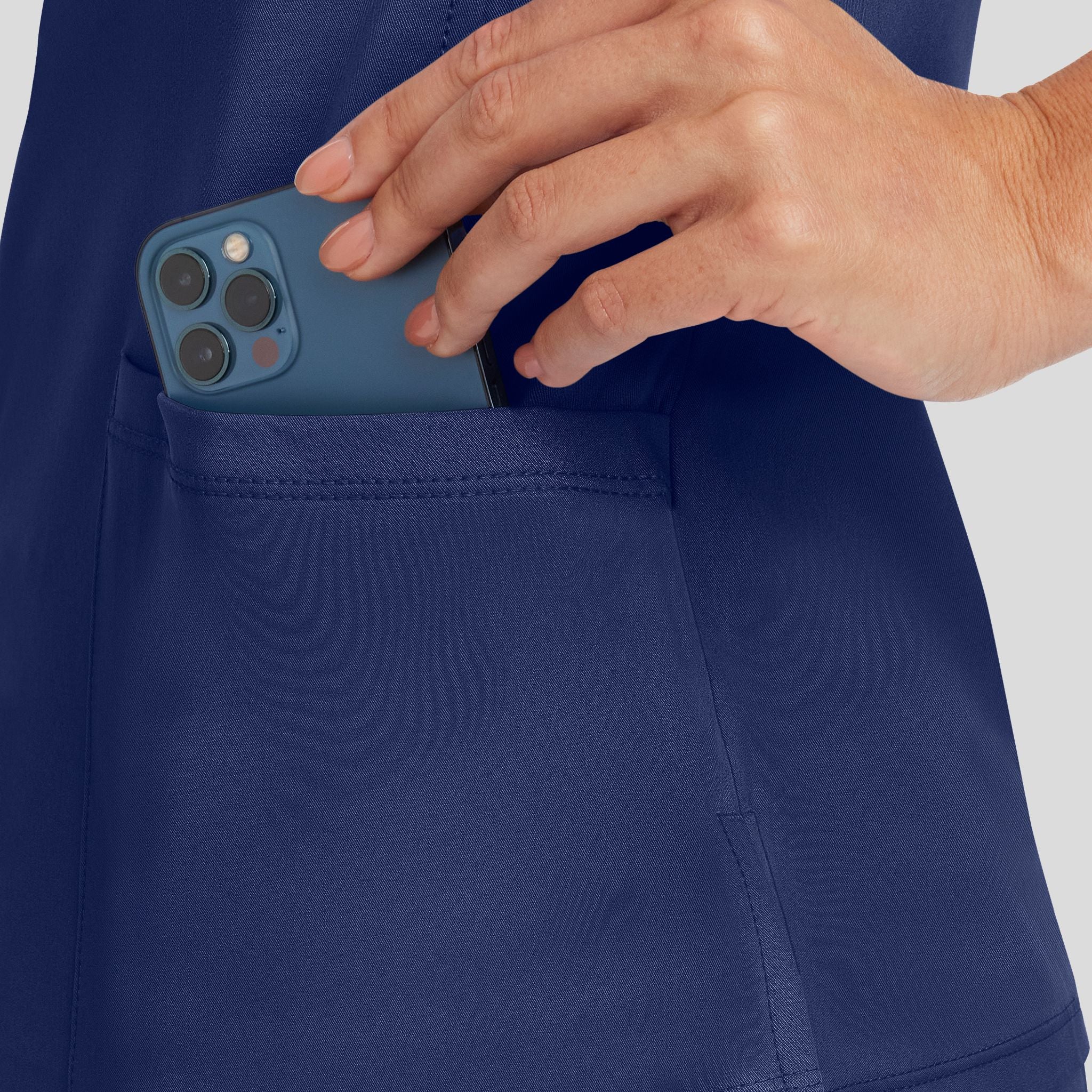 HealingHandsWorks_2500_navy_detail