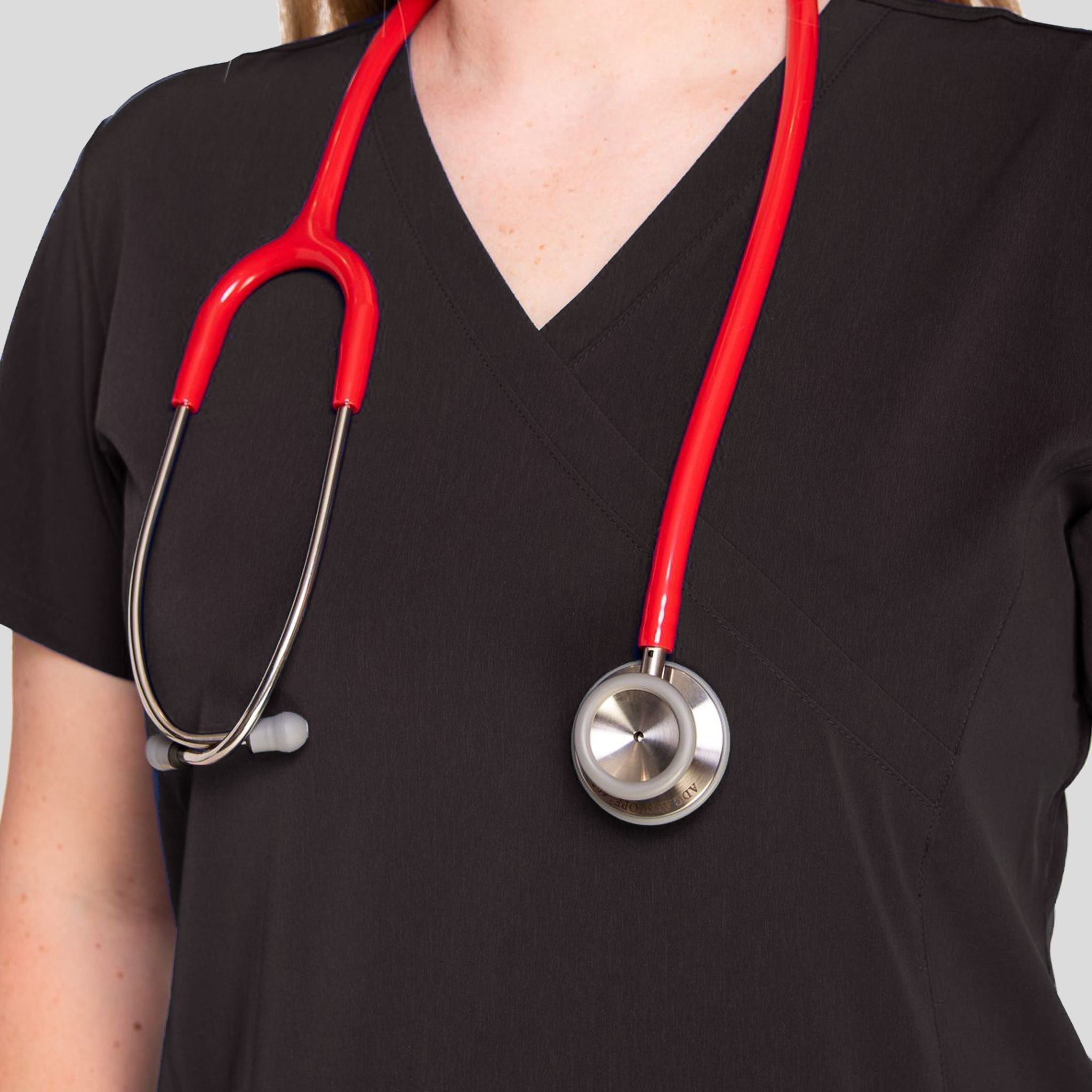 IRG_Elevate_181002_front_navy_detail