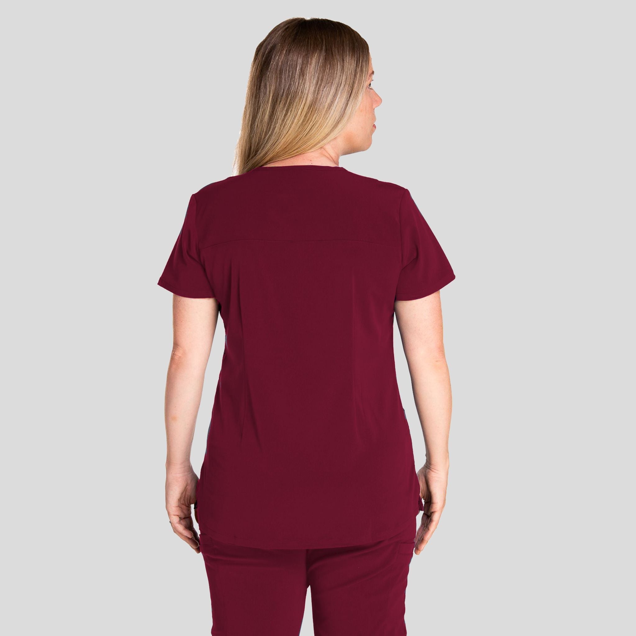 IRG_Elevate_181002_wine_back