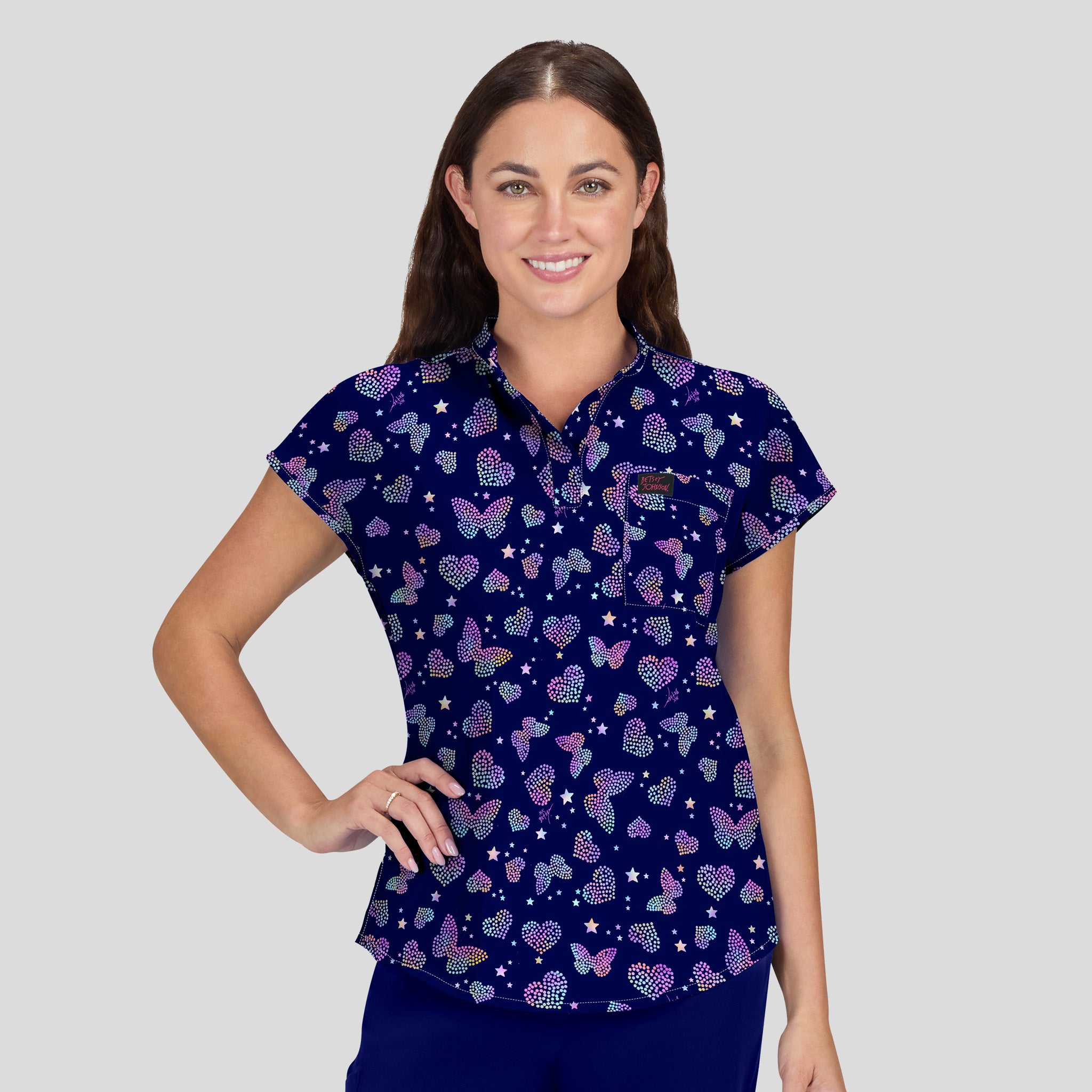 Betsey Johnson Ari Women's 1-Pocket Print Scrub Top | Butterfly Aura Navy