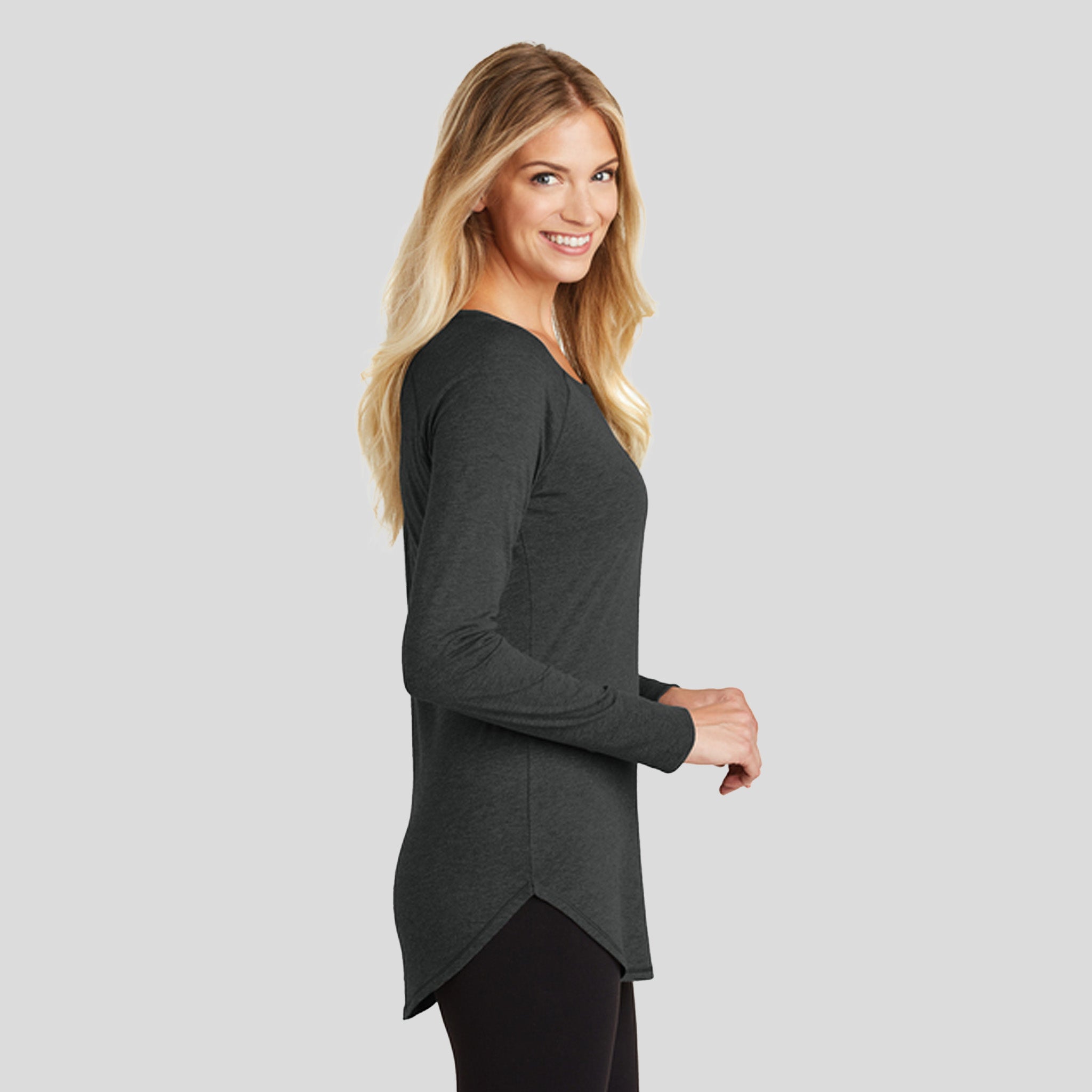 Womenโs Perfect Tri ยฎ Long Sleeve Tunic Tee | Black Frost